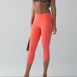 Lululemon Sunshine Salutation Crop Size 4